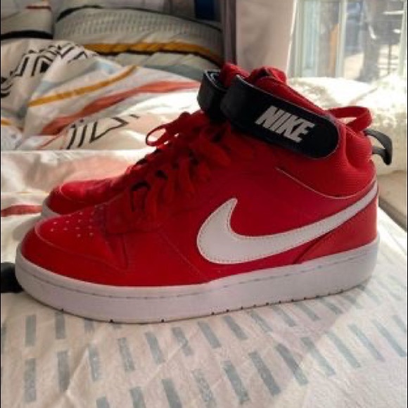 Red Nike Court Borough Mid Womens size 8 - Picture 2 of 4